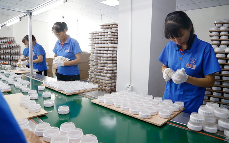Guangzhou Sinbottle Glass Products Co.,Ltd Guangzhou Sinbottle Glass Products Co.,Ltd
